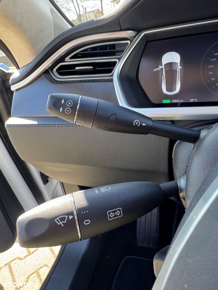 Tesla Model S Performance - 30