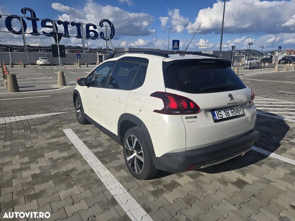 Peugeot 2008 PureTech 110 Stop&Start GT-Line Edition - 3