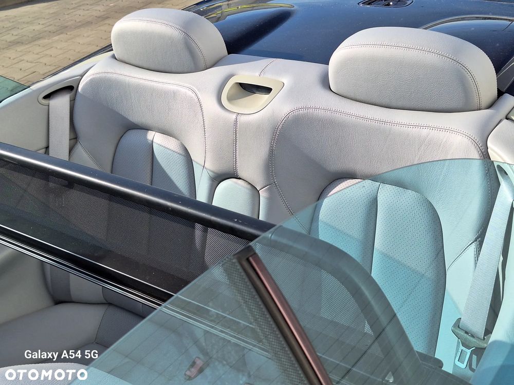 Mercedes-Benz CLK - 16