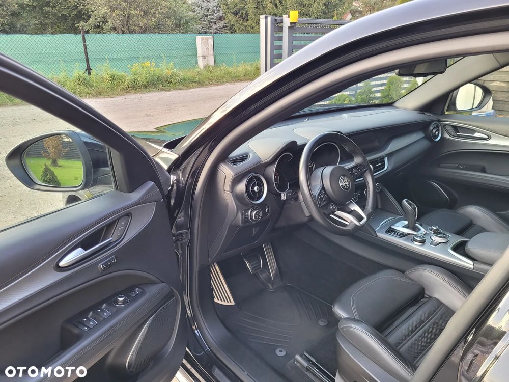 Alfa Romeo Stelvio 2.2 JTDM Veloce Q4 - 11