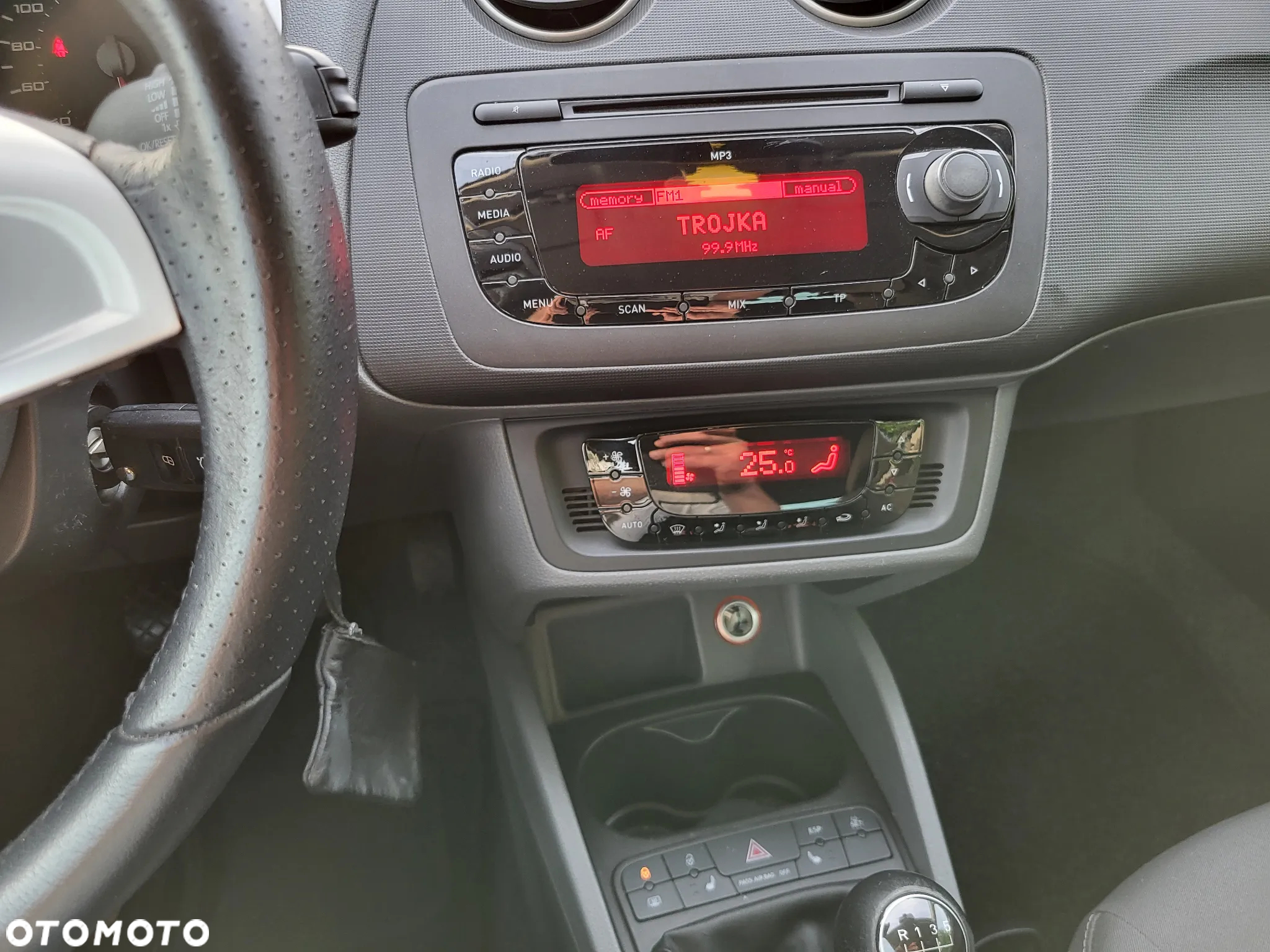 Seat Ibiza SC 1.4 16V Style - 17