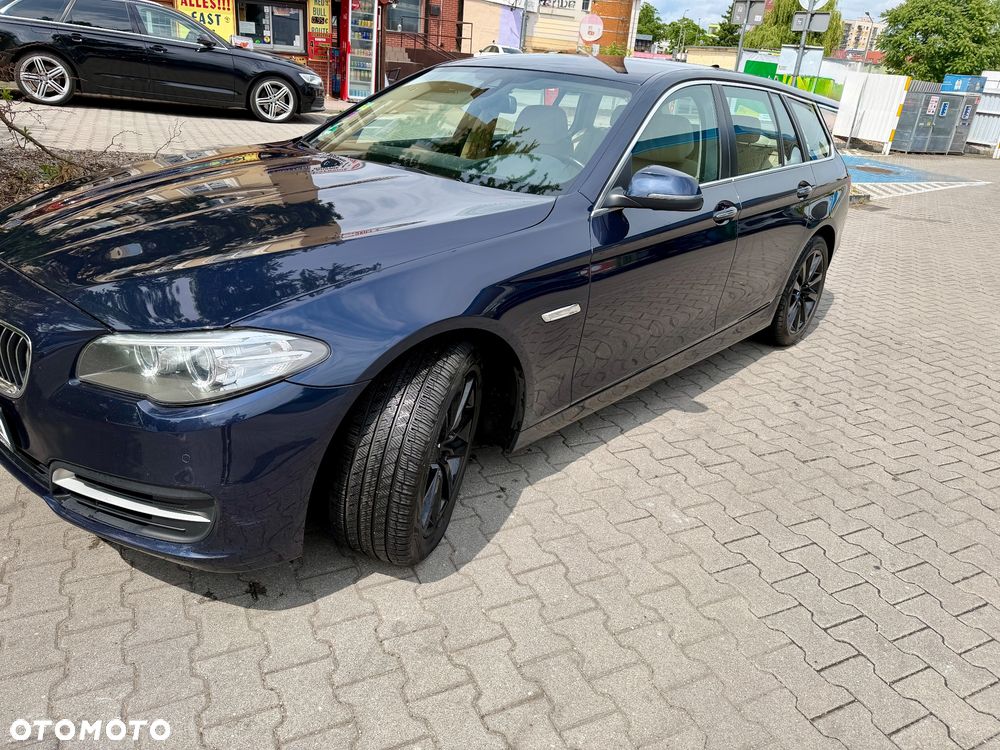 BMW Seria 5 530d xDrive Luxury Line - 2