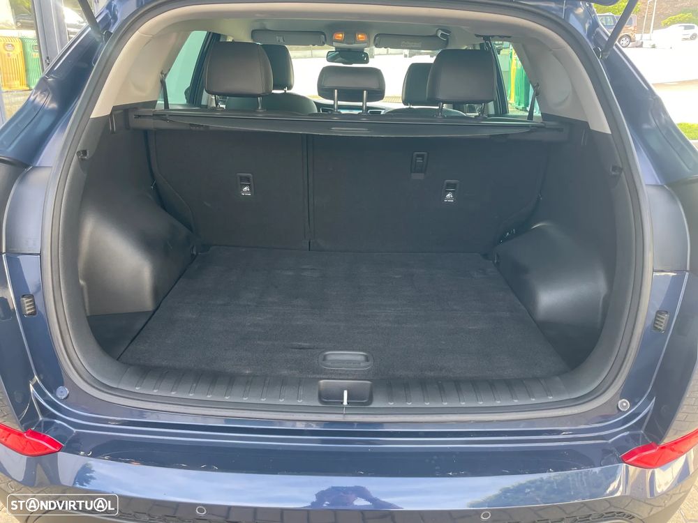 Hyundai Tucson 1.7 CRDi Executive - 12
