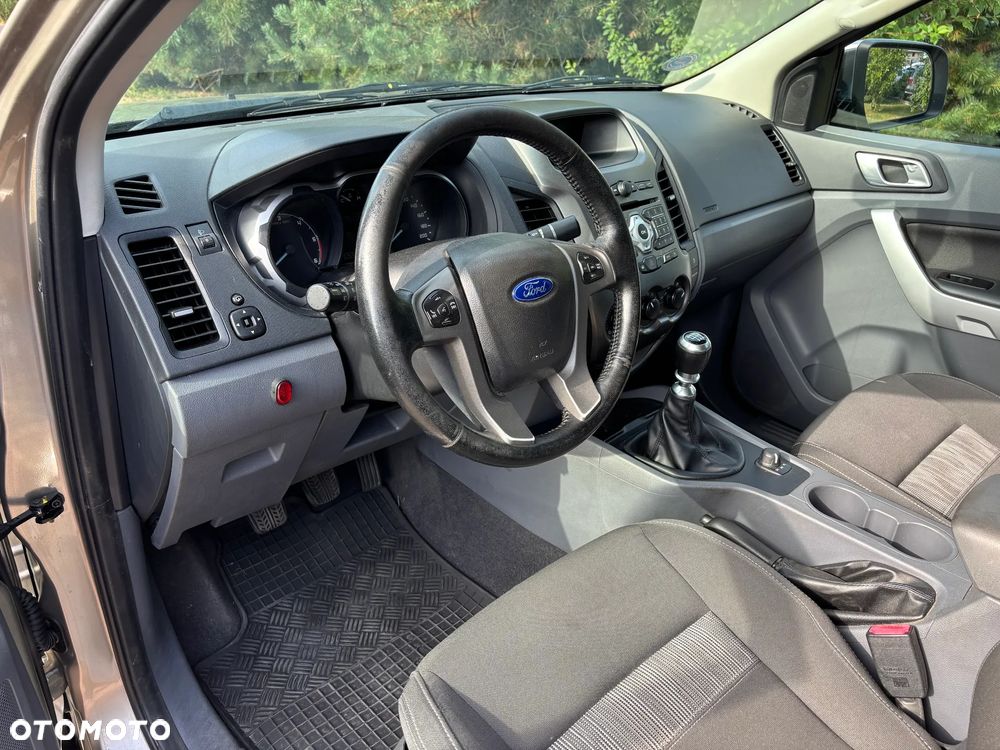 Ford Ranger 2.2 TDCi 4x4 DC XLT - 12