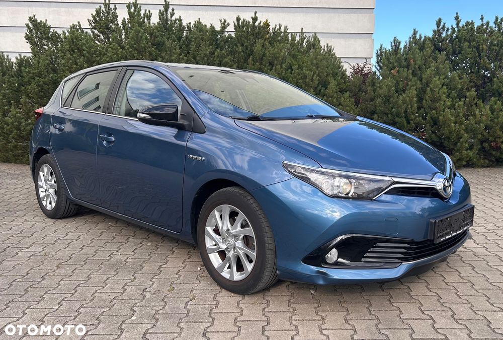 Toyota Auris - 2