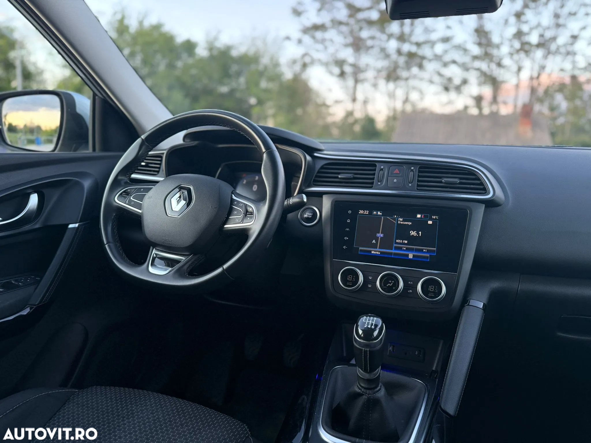 Renault Kadjar BLUE dCi 115 BUSINESS EDITION - 19
