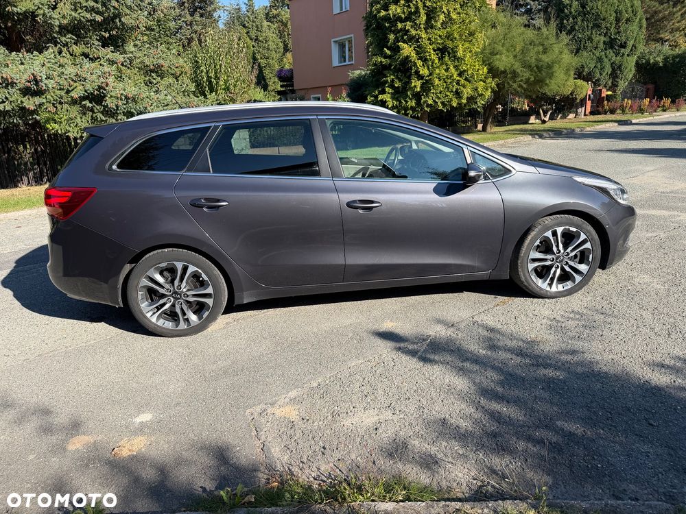 Kia Ceed 1.6 GDI DCT Spirit - 9