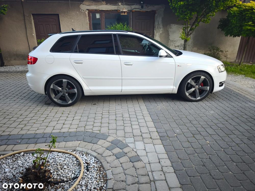Audi A3 Sportback 2.0 TDI DPF S line Sportpaket - 23