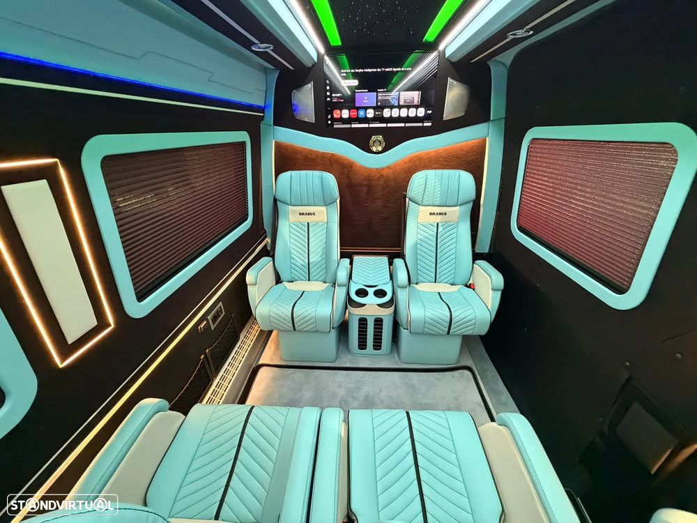 Mercedes-Benz Sprinter - 22