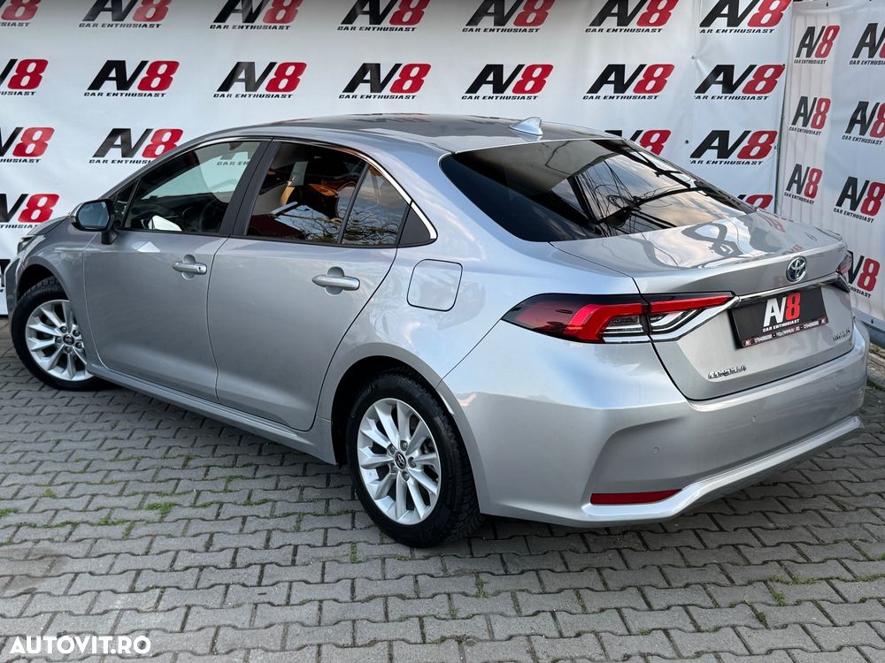 Toyota Corolla 1.8 HSD Dynamic - 3
