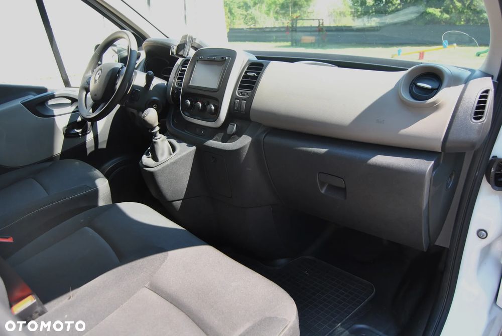 Renault Trafic - 6