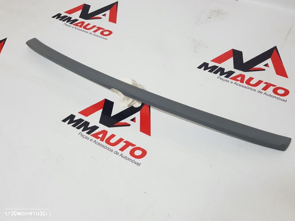 Aileron Mala Mercedes CLS W218 AMG - 4