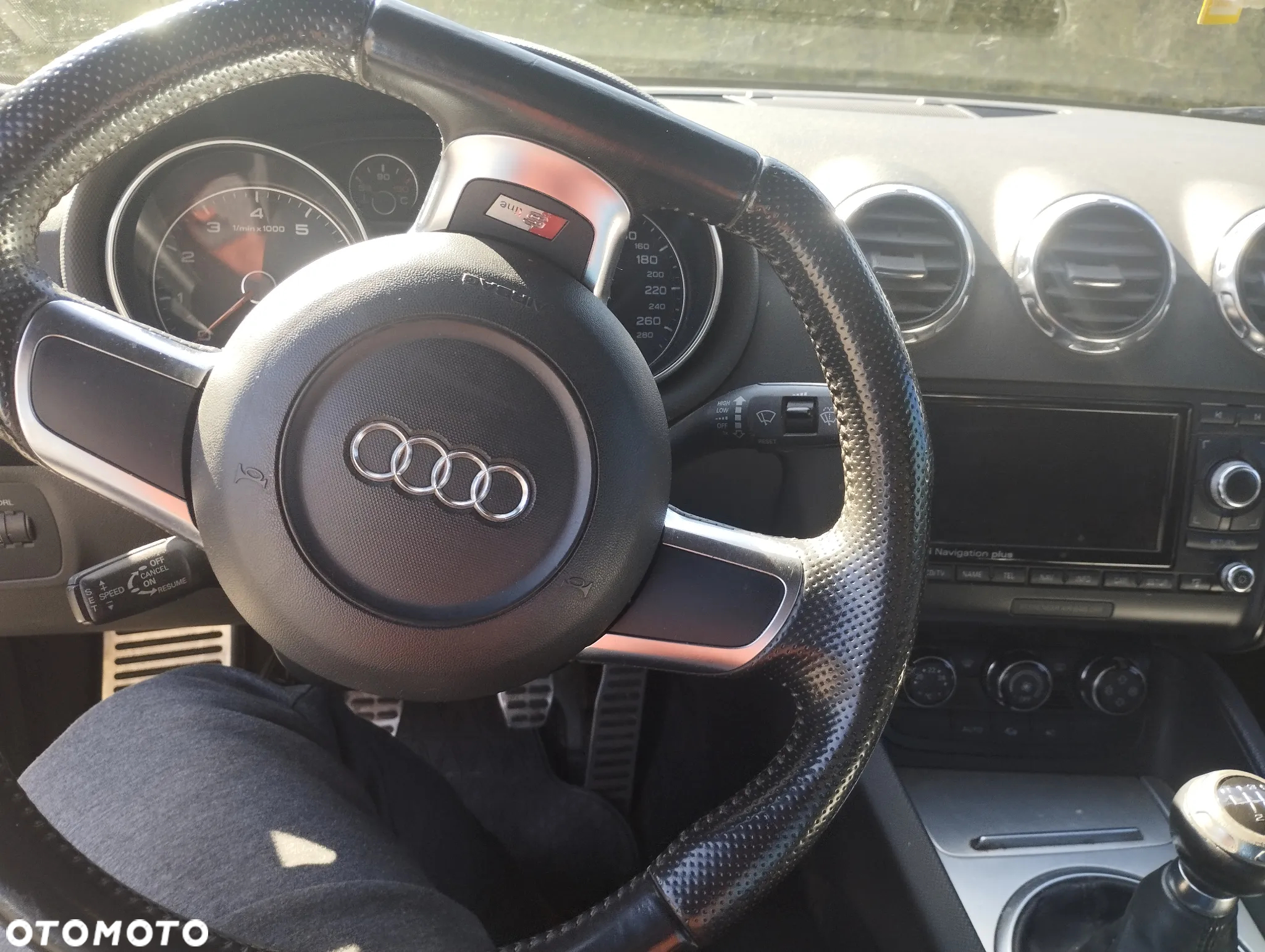 Audi TT Coupé - 8