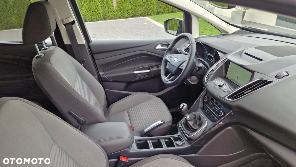 Ford Grand C-MAX 1.5 EcoBoost Start-Stopp-System Titanium - 24