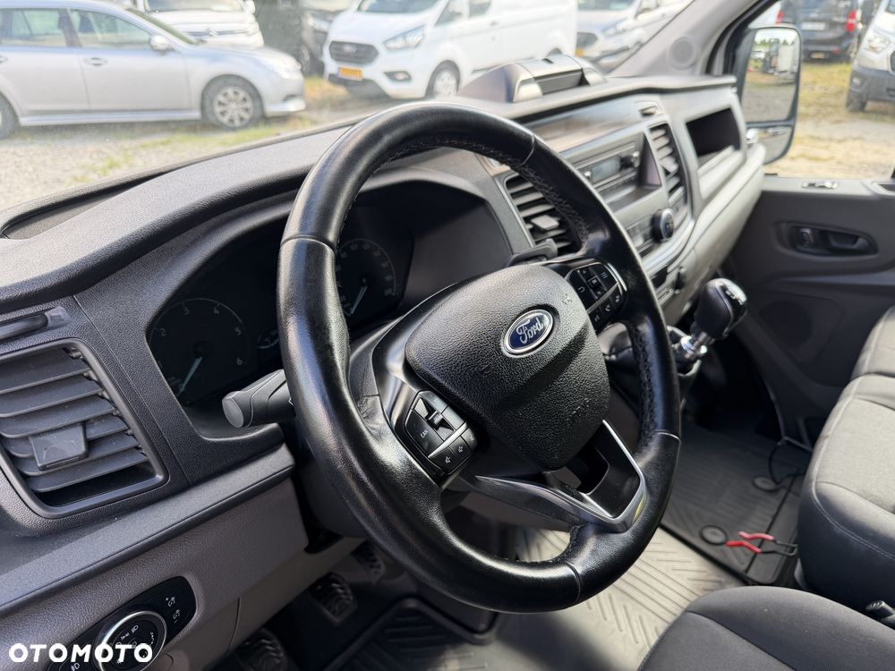 Ford Transit - 18