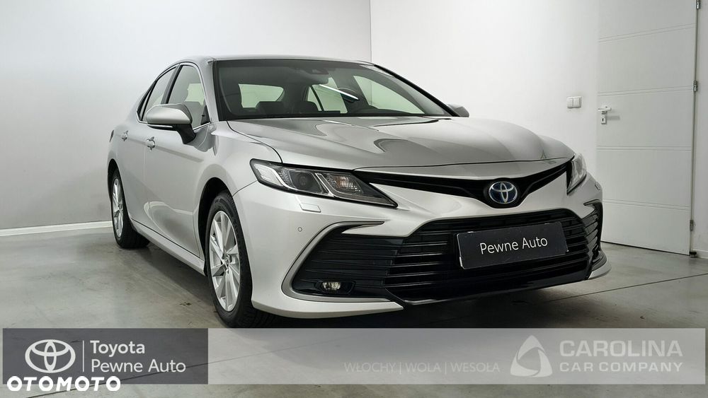 Toyota Camry 2.5 Hybrid Comfort CVT - 26