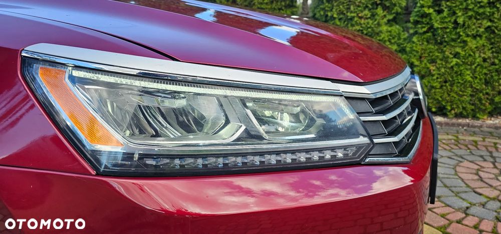 Volkswagen Passat - 5