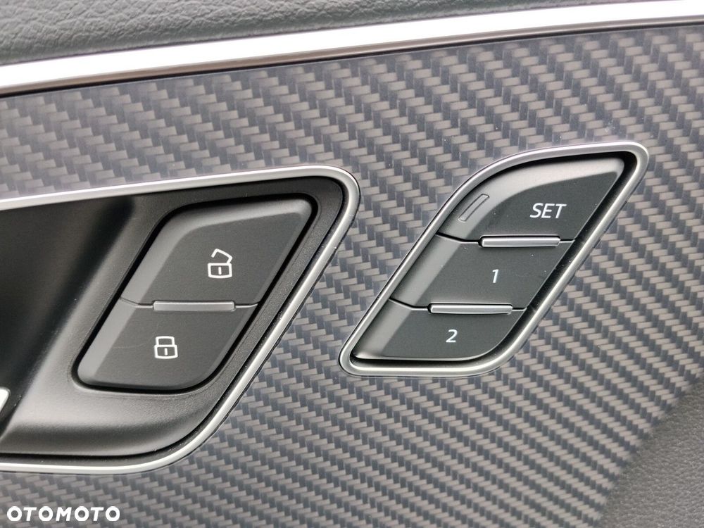 Audi Q7 - 15