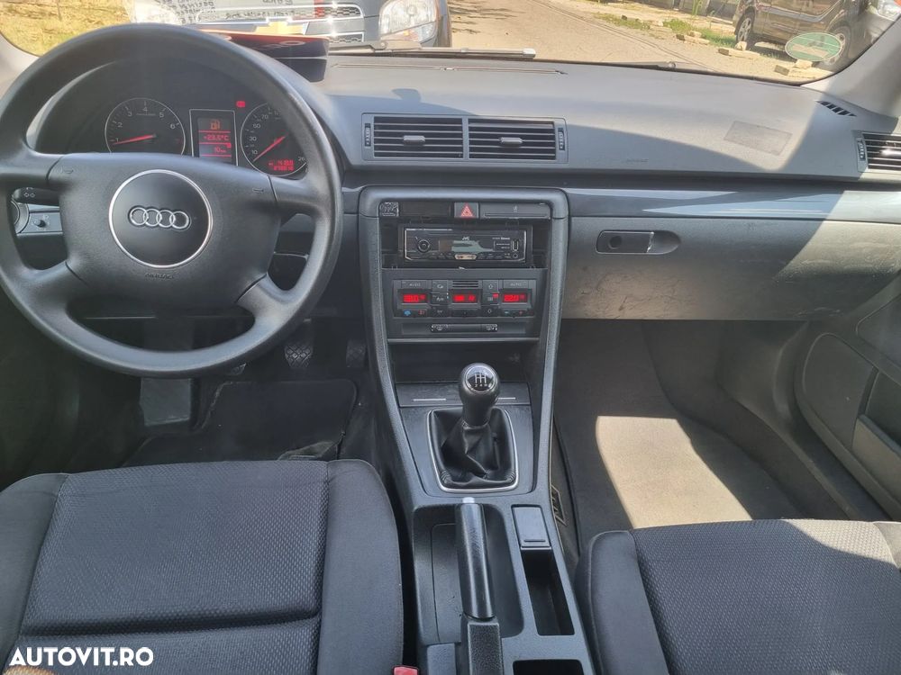 Audi A4 Limuzina - 7