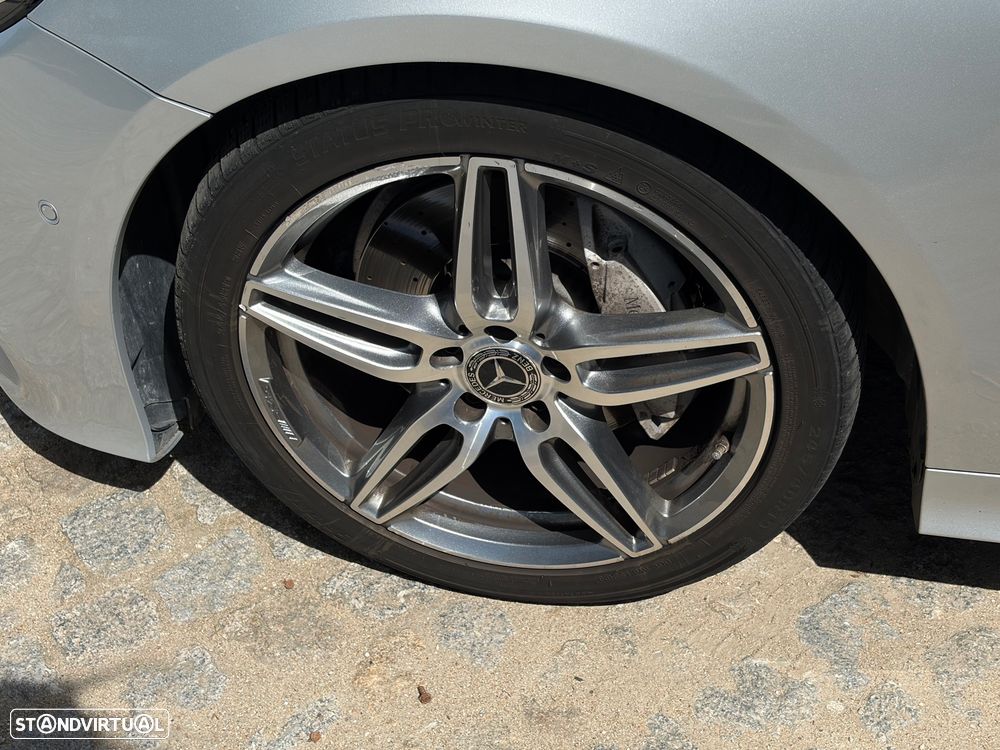 Mercedes-Benz E 220 d Aut. - 24