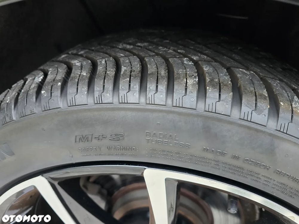 Audi A4 Avant 2.0 TDI S tronic - 33