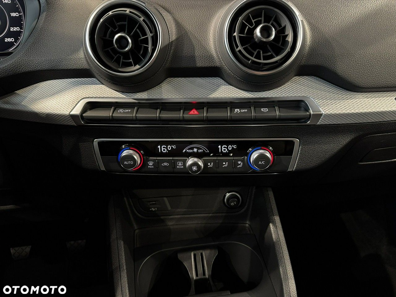 Audi Q2 - 27