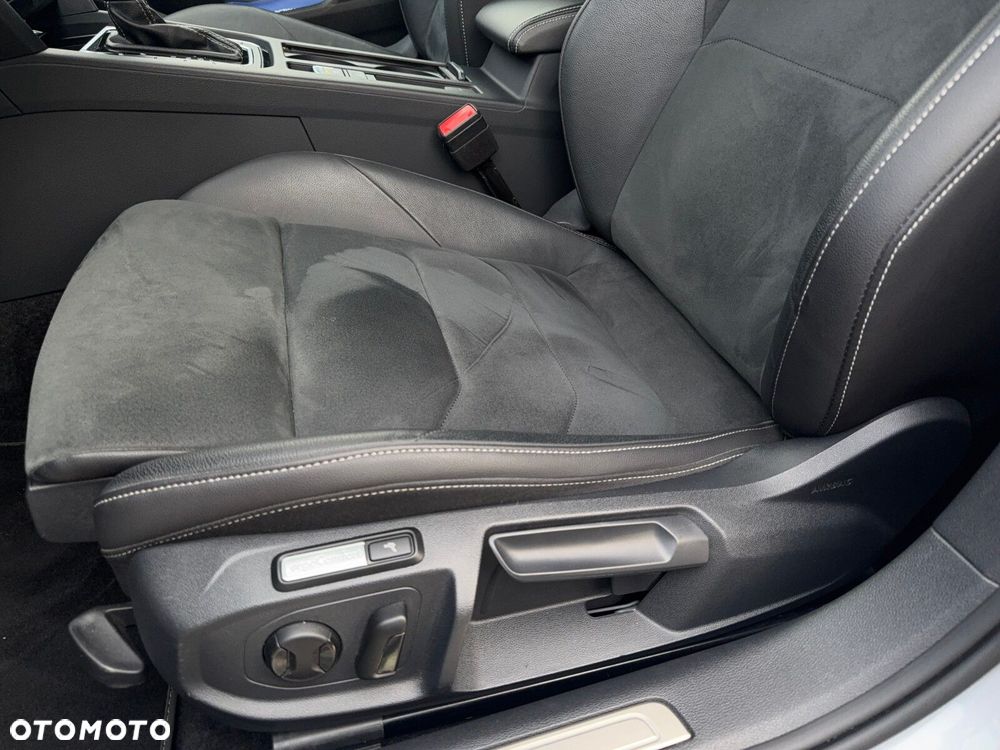 Volkswagen Arteon 2.0 TSI R-Line DSG - 23