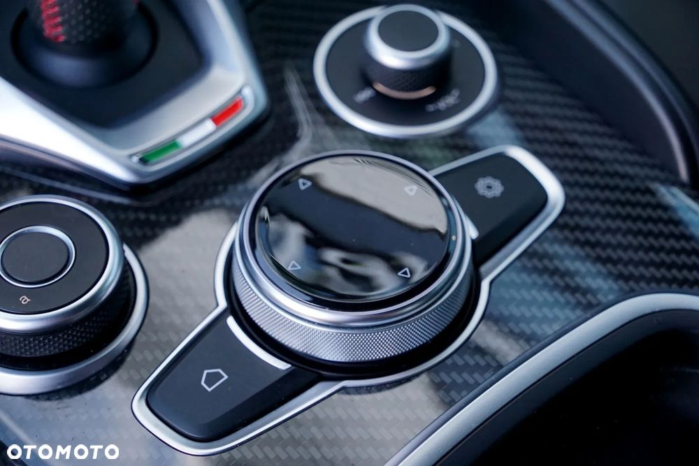 Alfa Romeo Giulia 2.0 Turbo Veloce TI Q4 - 41