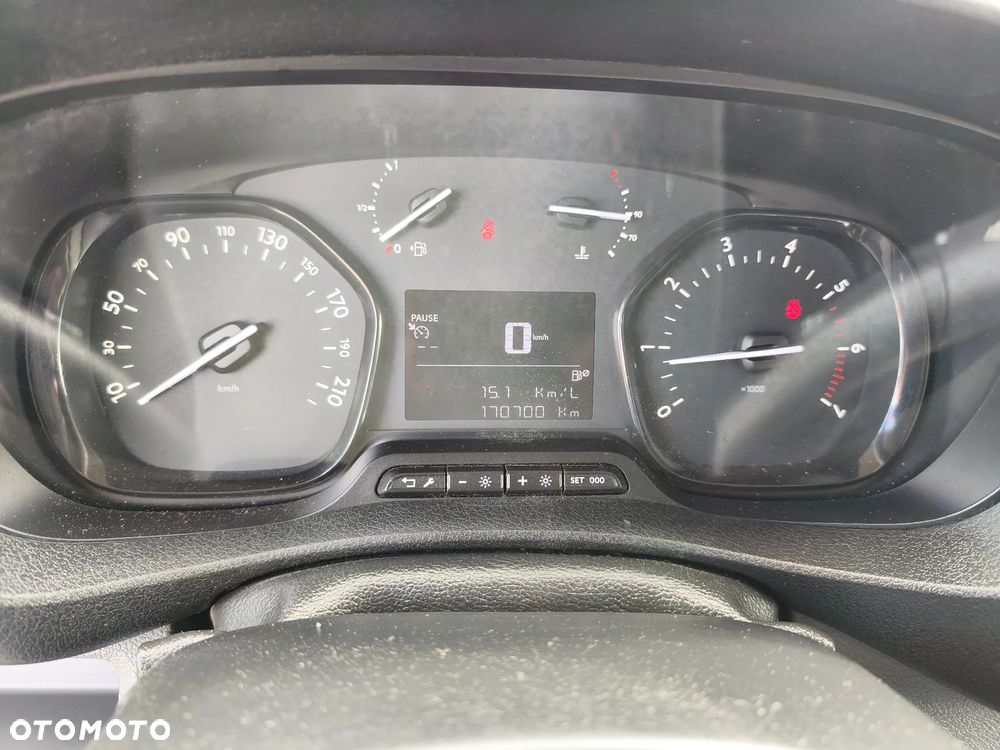 Toyota PROACE 2.0 BLUEHDI - 8