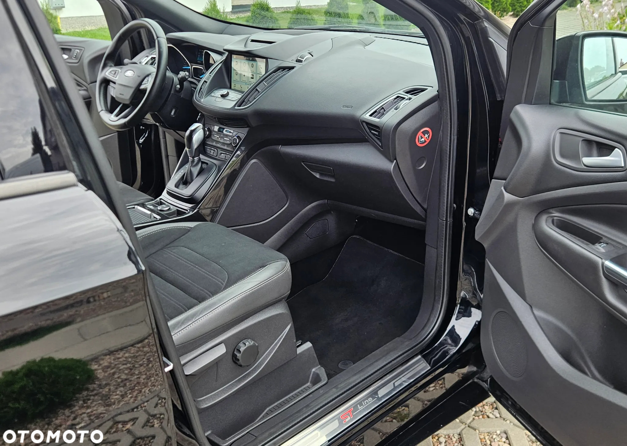 Ford Kuga 2.0 TDCi 4x4 ST-Line - 6