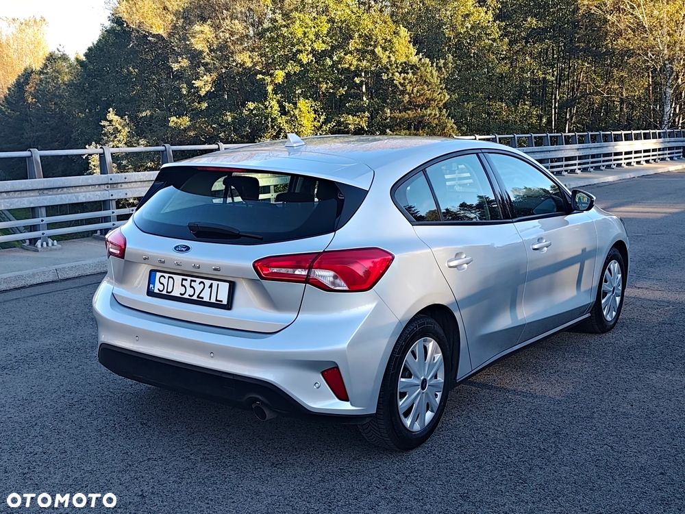 Ford Focus 1.0 EcoBoost Trend Edition - 4
