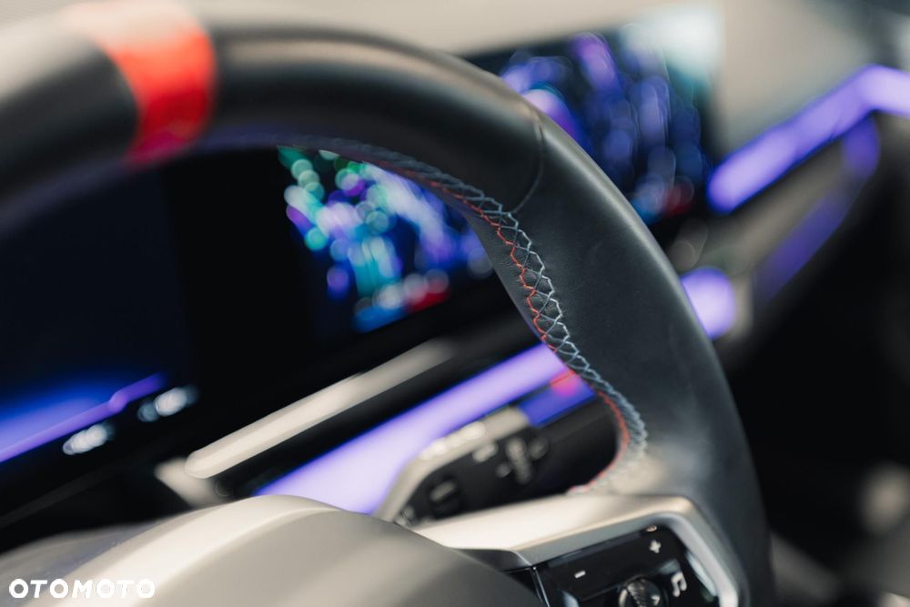 BMW i5 - 32