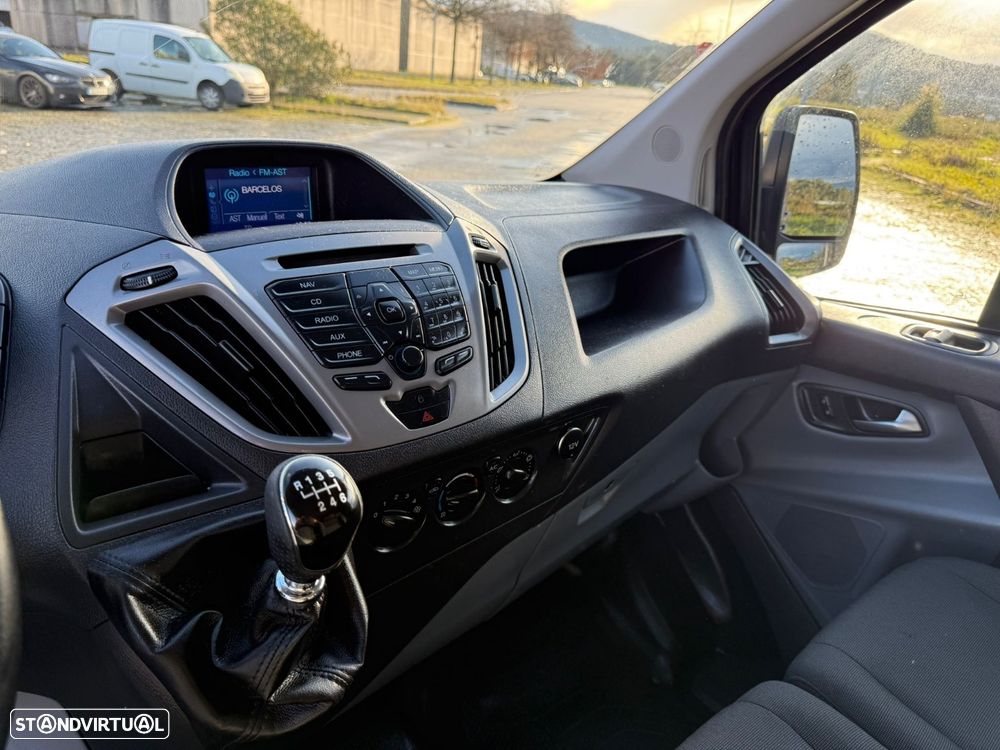 Ford TRANSIT CUSTOM - 8