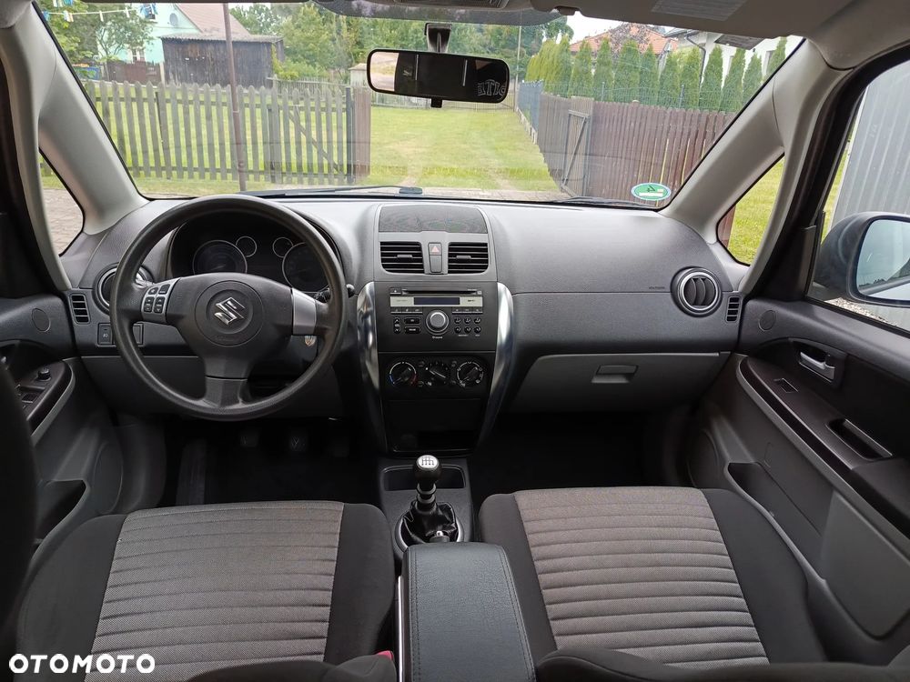 Suzuki SX4 2.0 DDiS 4x2 Comfort - 13
