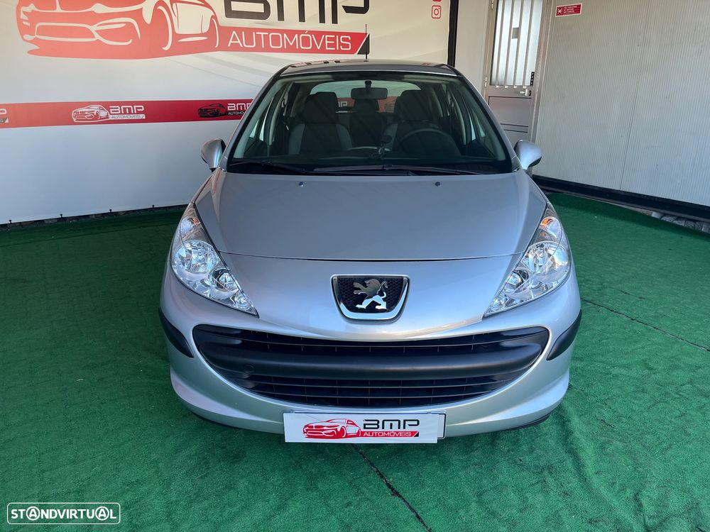 Peugeot 207 1.4 HDi Urban - 2