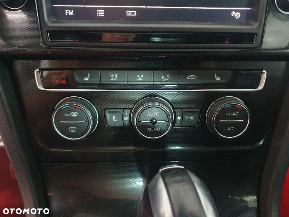 Volkswagen Golf - 9