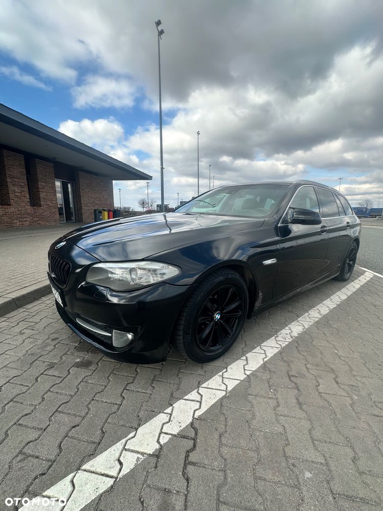 BMW Seria 5 520d Luxury Line - 10