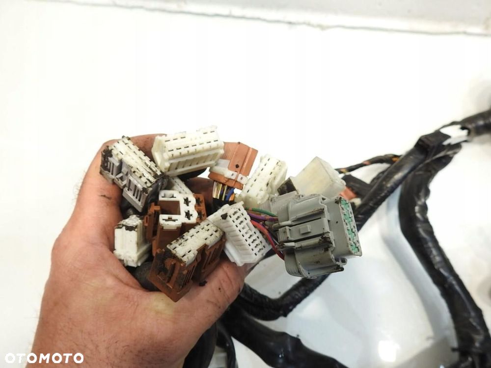 WIĄZKA INSTALACJA KOMORY SILNIKA NISSAN X-TRAIL T30 2.5 24012EQ406 - 3
