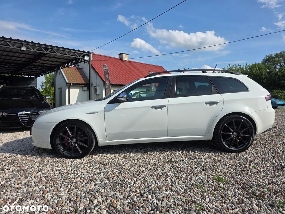 Alfa Romeo 159 - 8