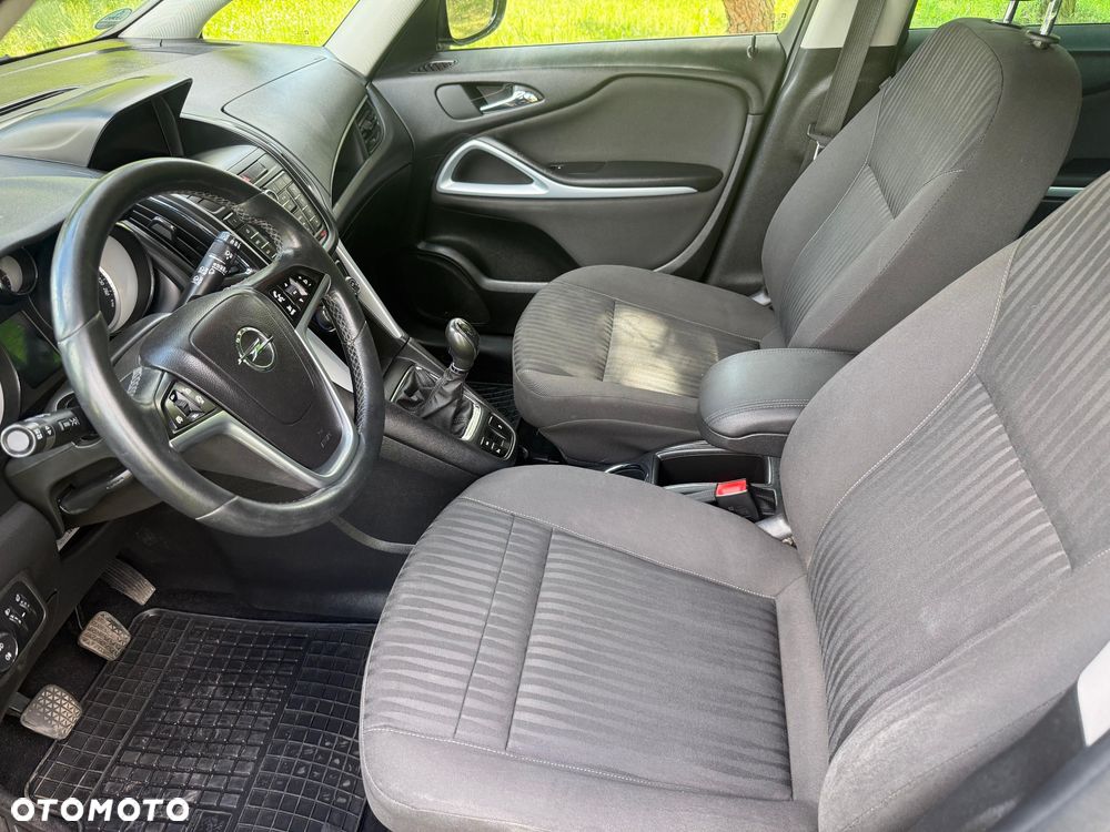 Opel Zafira - 13