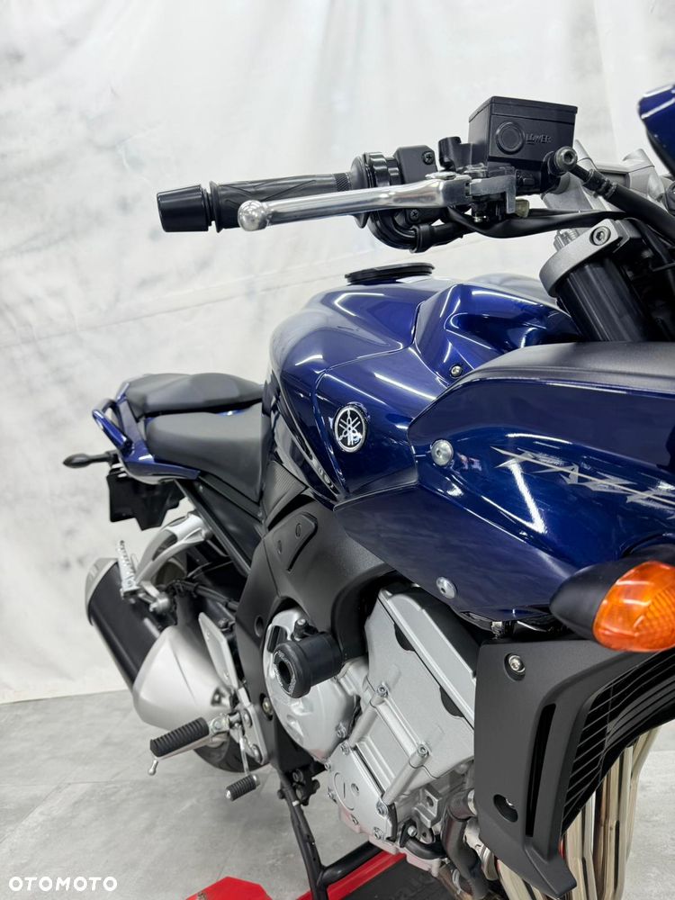 Yamaha FZ - 7