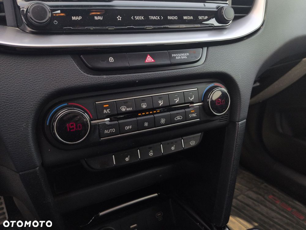 Kia Ceed 1.5 T-GDI Business Line - 13