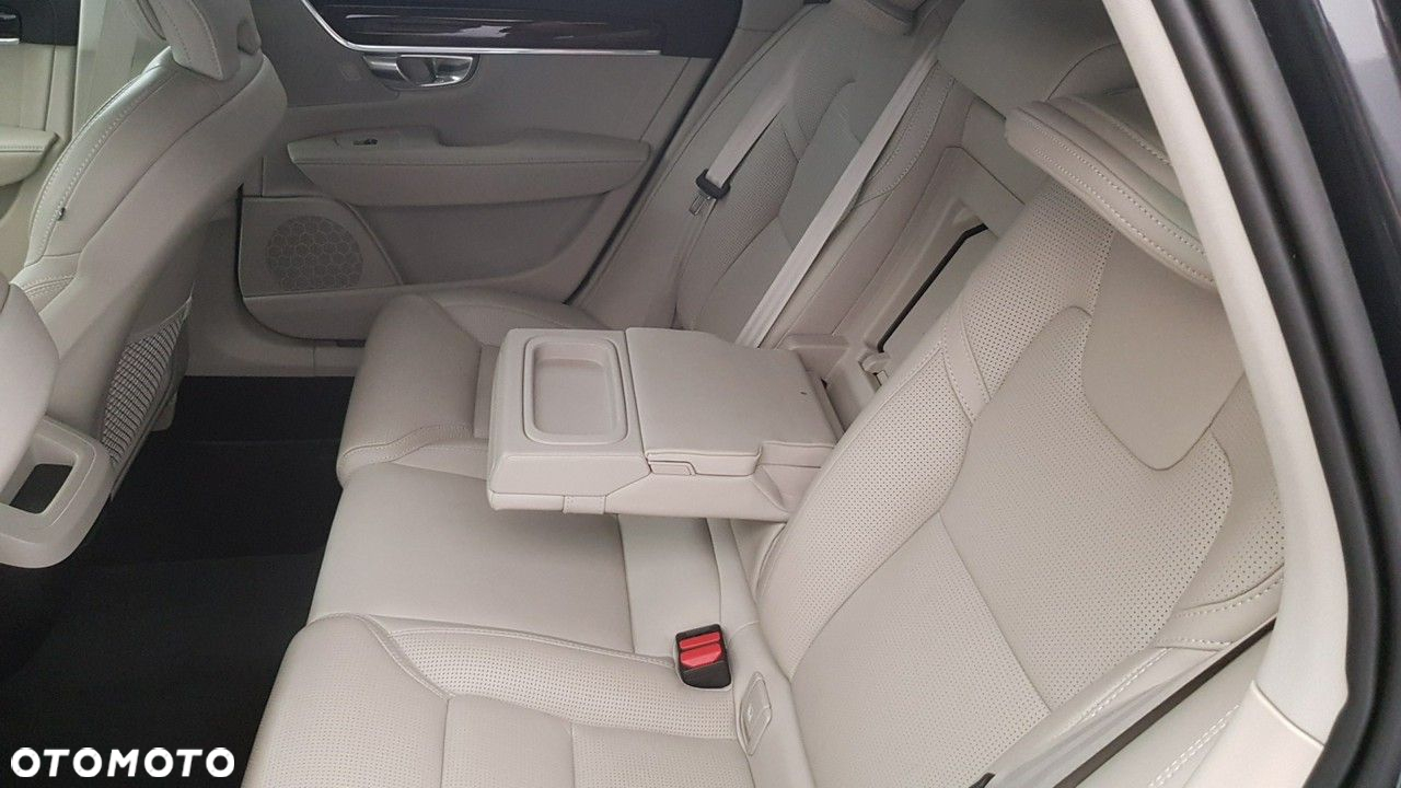 Volvo V90 - 22