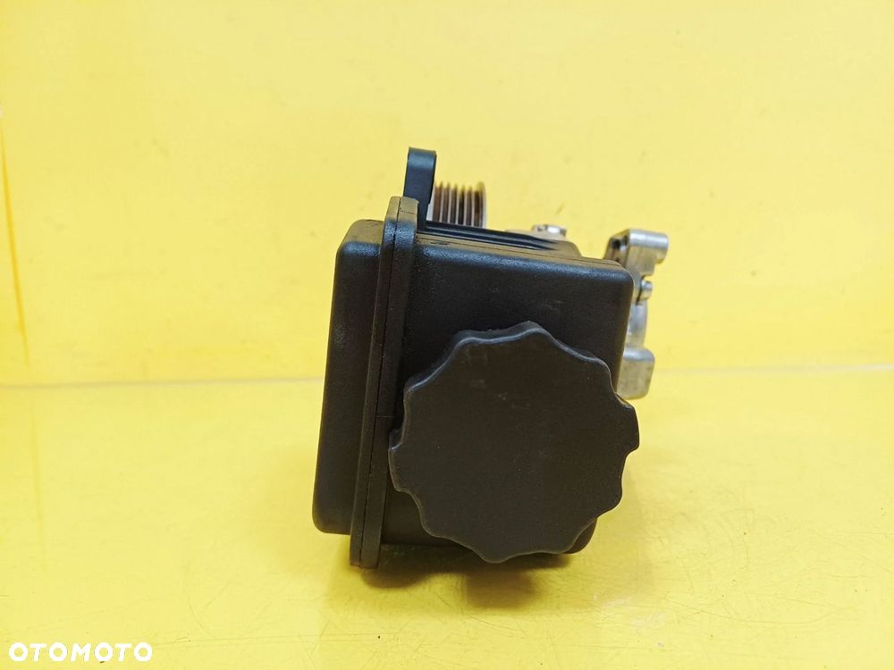 POMPA WSPOMAGANIA MERCEDES W220 4.3 V8 0024668601 / A0004600183 NR178 - 4