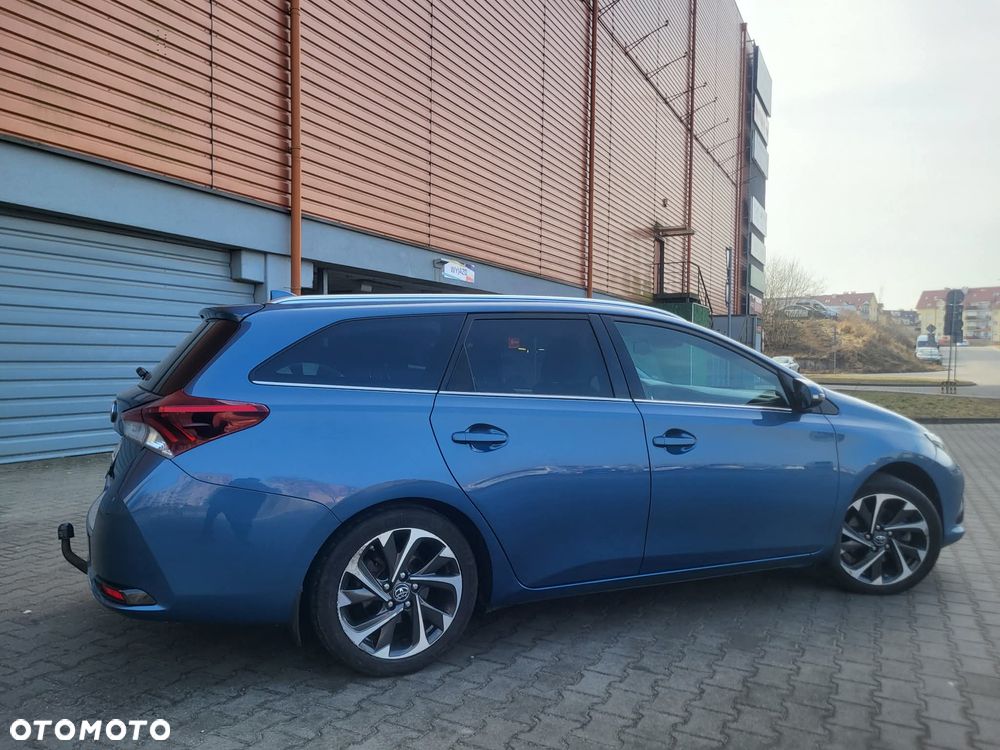 Toyota Auris - 21