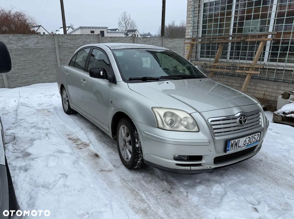 Toyota Avensis 2.0 VVT-i Sol - 2