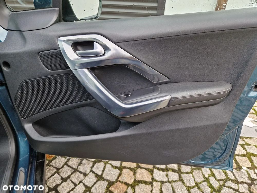 Peugeot 2008 PureTech 130 GPF Stop&Start Allure - 23