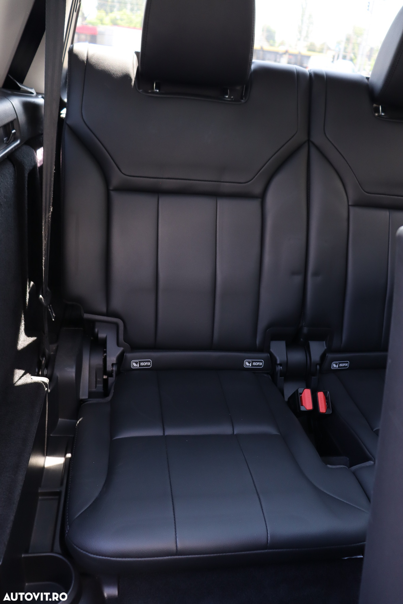 Land Rover Discovery 3.0 L TD6 HSE - 24