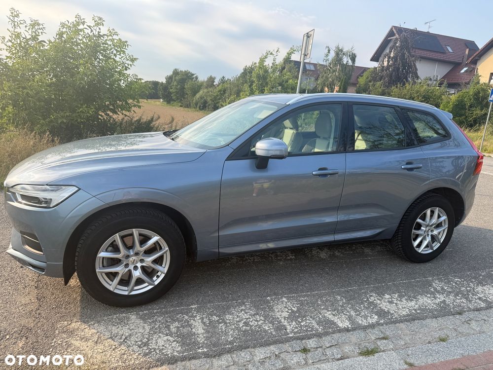 Volvo XC 60 D4 AWD Geartronic Momentum - 4