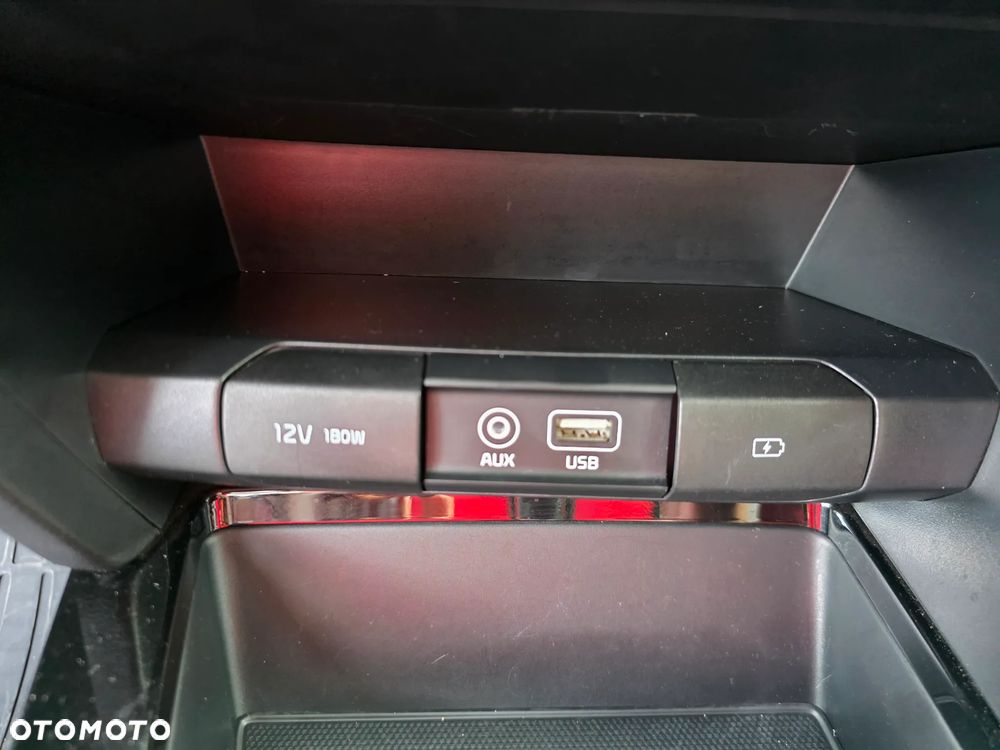 Kia Ceed 1.4 L - 25
